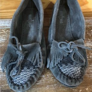 Minnetonka moccasins . Ladies 9